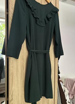 Гарна зелена сукня h&m розміру m
