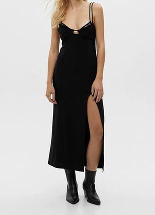 Чорна сукня з розрізом мереживом міді pull&bear жіноча м