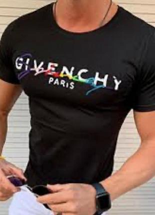 Футболка чорна  givenchy , розмір l