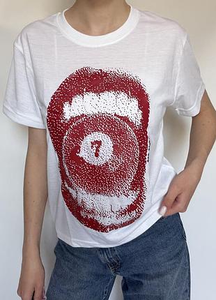 Жіноча футболка оверсайз, трендова футболка oversize, оверсайз футболка stussy, жіночий топ, біла футболка з принтом, жіноча футболка з малюнком,