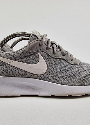 Кроссовки женские nike tanjun grey