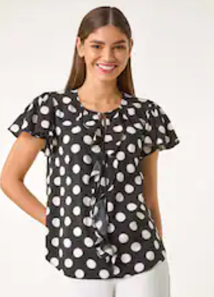 Черная блуза на лето в ромашках и огородках из вискозы 42 размера от dorothy perkins