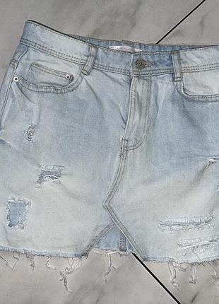 Женская джинсовая голубая рваная мини юбка zara trafulac s (36)