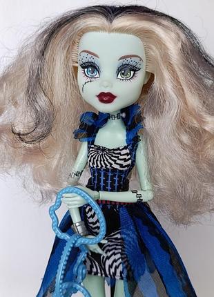 Monster high френки штейн цирк