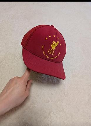 Кепка бейсболка new balance liverpool fc champions 6-разовых чемпионов signature collection