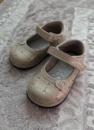 Туфлі для дівчинки chicco