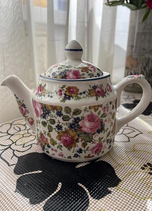 Вінтажний порцеляновий заварник sadler у візерунку «olde chintz» з англійськими трояндами.