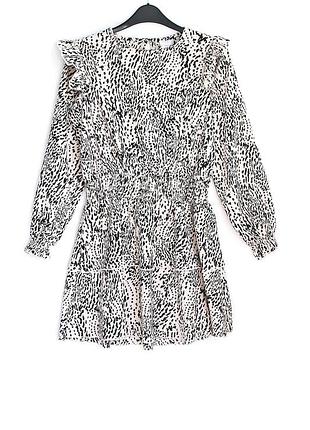 Мила сукня zara 3
