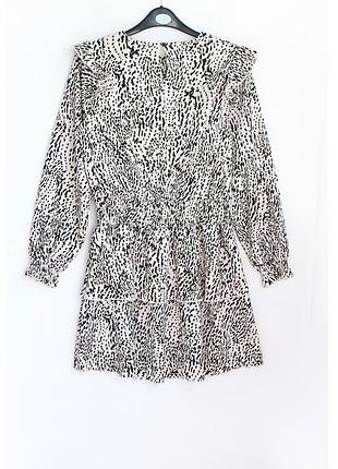 Мила сукня zara 6