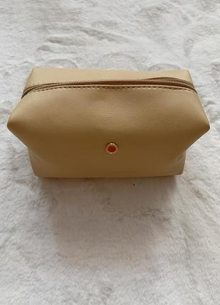 Косметичка bulgari for emirates