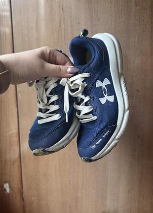 Кросівки under armour розмір 35,5