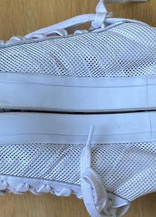 Кросівки adidas. 3
