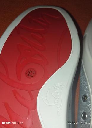 Christian louboutin 6