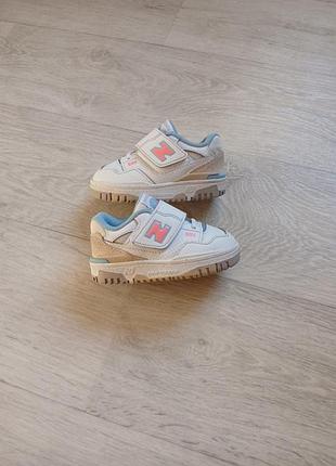 Кросівки на дівчинку new balance 550 оригінал.