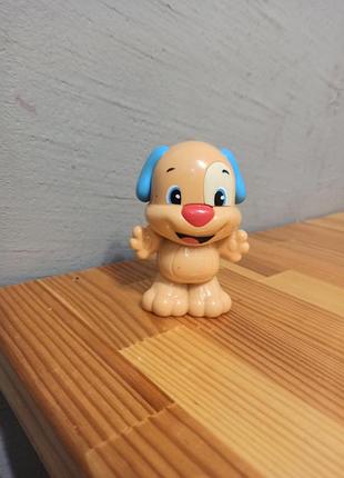 Фигурка погремушка умный щенок из серии fisher-price laugh &amp; learn (смейся и учись)