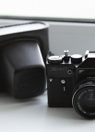 Фотоаппарат zenit et (зеніт) + об'єктив геліос-44м-6 (helios-44m-6) 58mm f/2