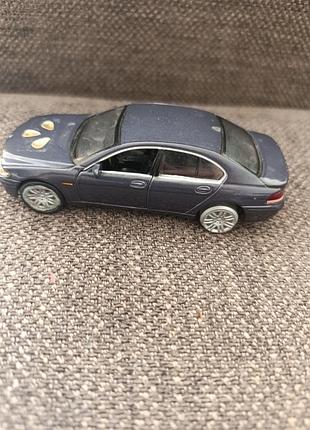 Машинка металлическая bmw 3