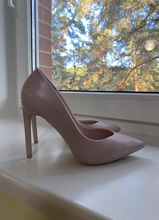 Туфлі лодочки човники vices