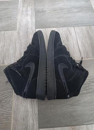 Nike air jordan 1 mid triple black оригинал