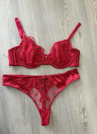 Червоний мереживний комплект білизни primark