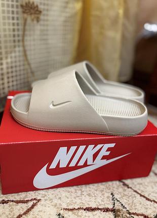 Тапочки nike calm slide creme/бежеві / щлепанци, найк