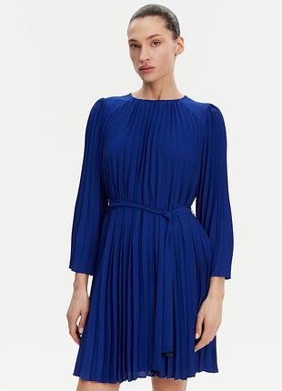 Стильне оригінальне коктейльне плаття міні donna karan new york модель dd5jj43 — нове м