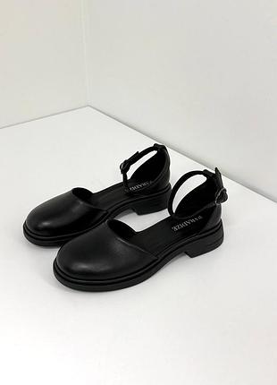 Туфли открытые кожаные черные