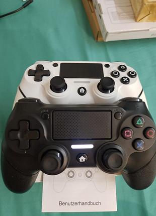 Набор из двух беспроводных геймпадов лексegamer для ps4 цвет белый и черный