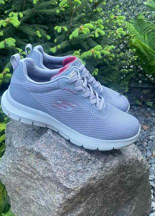 Женские спортивные кроссовки skechers 41р-26,5см!