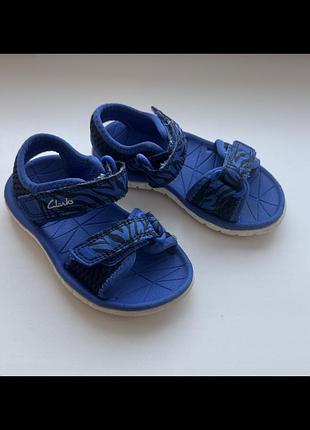 Босоніжки сандалі clarks 21