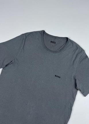 Чоловіча футболка hugo boss,розмір l