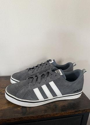 Кросівки adidas original 👟 розмір 41,5 довжина устілки — 26,5
