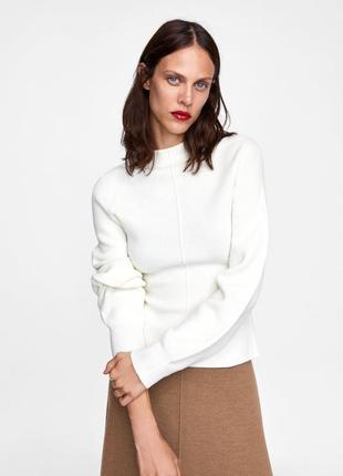 Білий вовняний светр zara