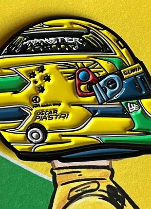 Значок f1 шлем #7