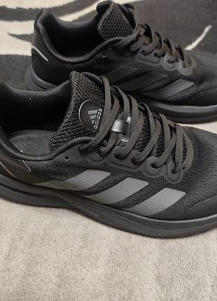 Кроссовки adidas 42