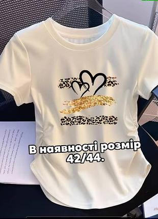 Футболки жіночі