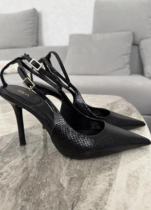 Туфли zara