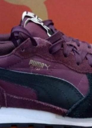 Продам отличные женские кожаные замша кроссовки  puma  rx оригинальные  с коробкой