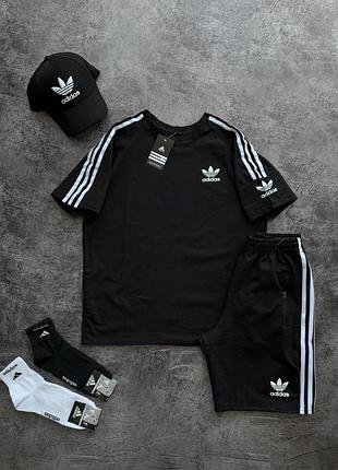 Летний комплек adidas