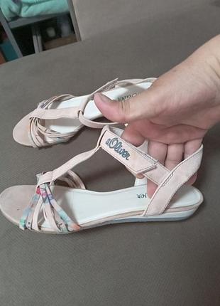 Босоножки 40 г. стелька 26 см