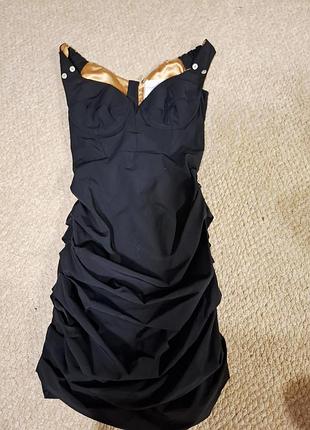 Продам новое платье elisabetta franchi.
