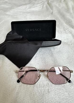 Сонцезахисні окуляри versace