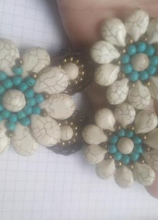 Ожерелье из нат камня говлит