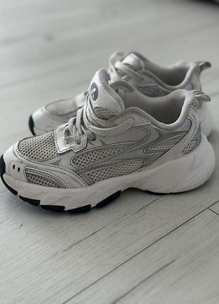 Кросівки zara 30 розмір
