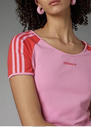 Топ adidas island club