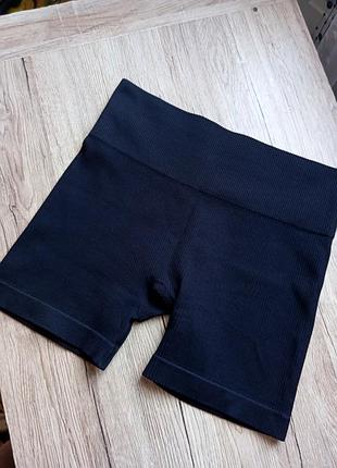 Плотные шорты primark