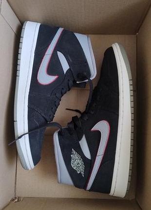 Кросівки jordan 1