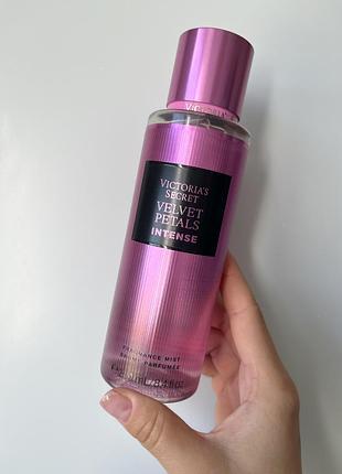 Спрей velvet petals intense victoria’s secret