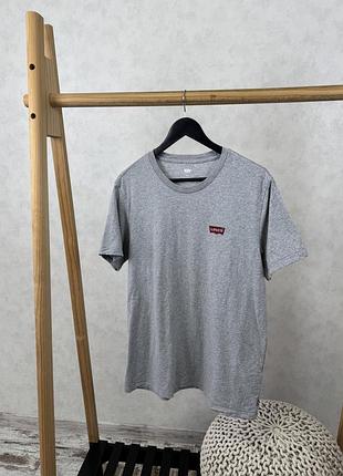 Футболка levi’s