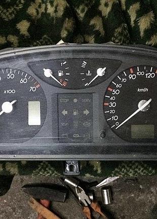 Б/у щиток приборов renault laguna 2, 8200170299, акпп,